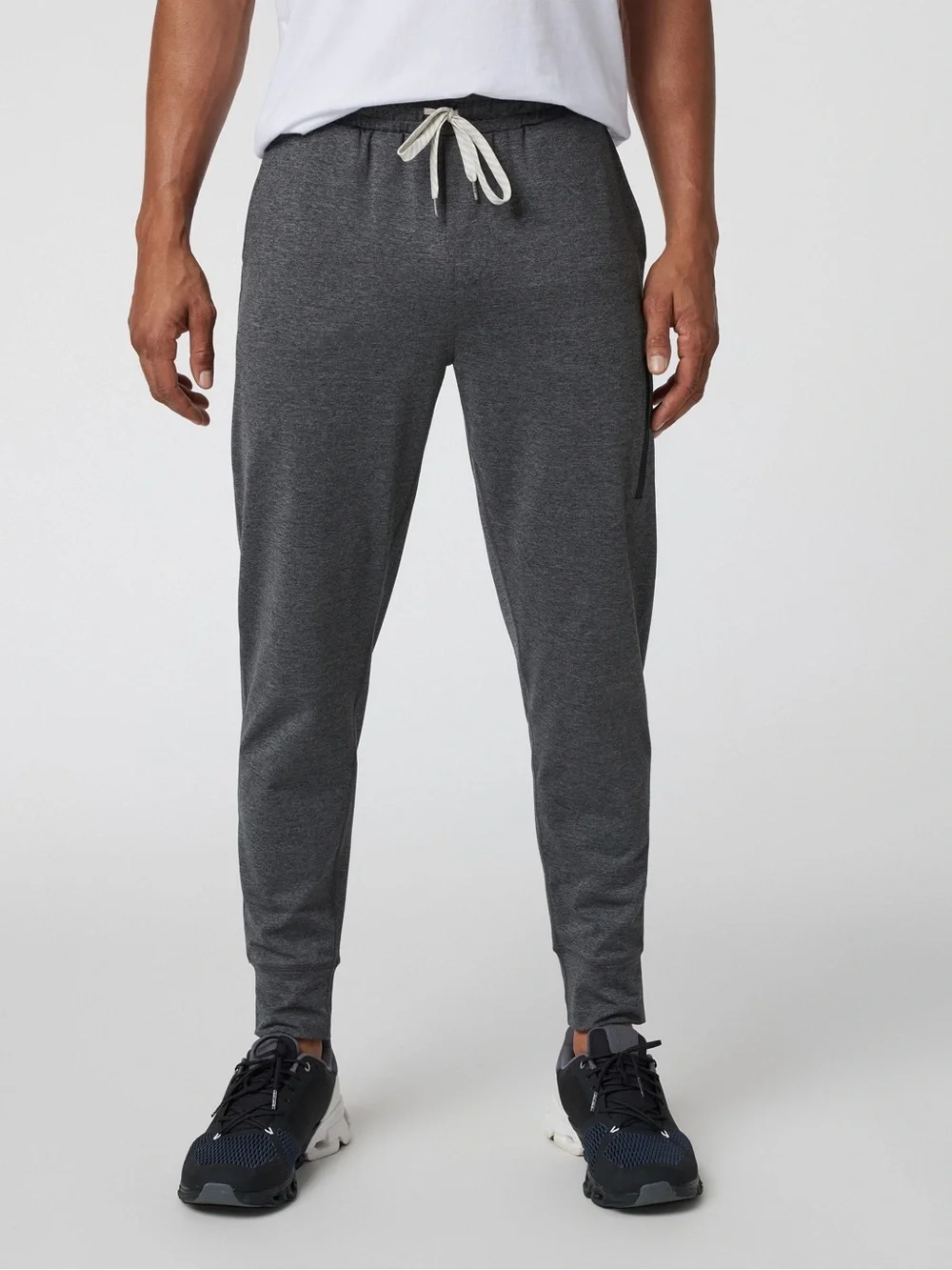 Vuori Men’s Sunday Performance Jogger in Charcoal Medium